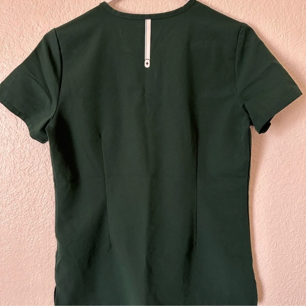 FIGS British Racing Green Scrub set - Picture 4 of 8